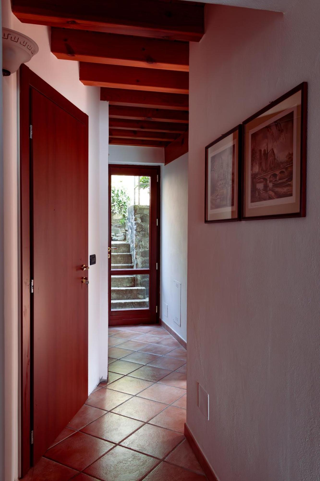 La Casa Sulla Roccia Pisogne Exterior foto