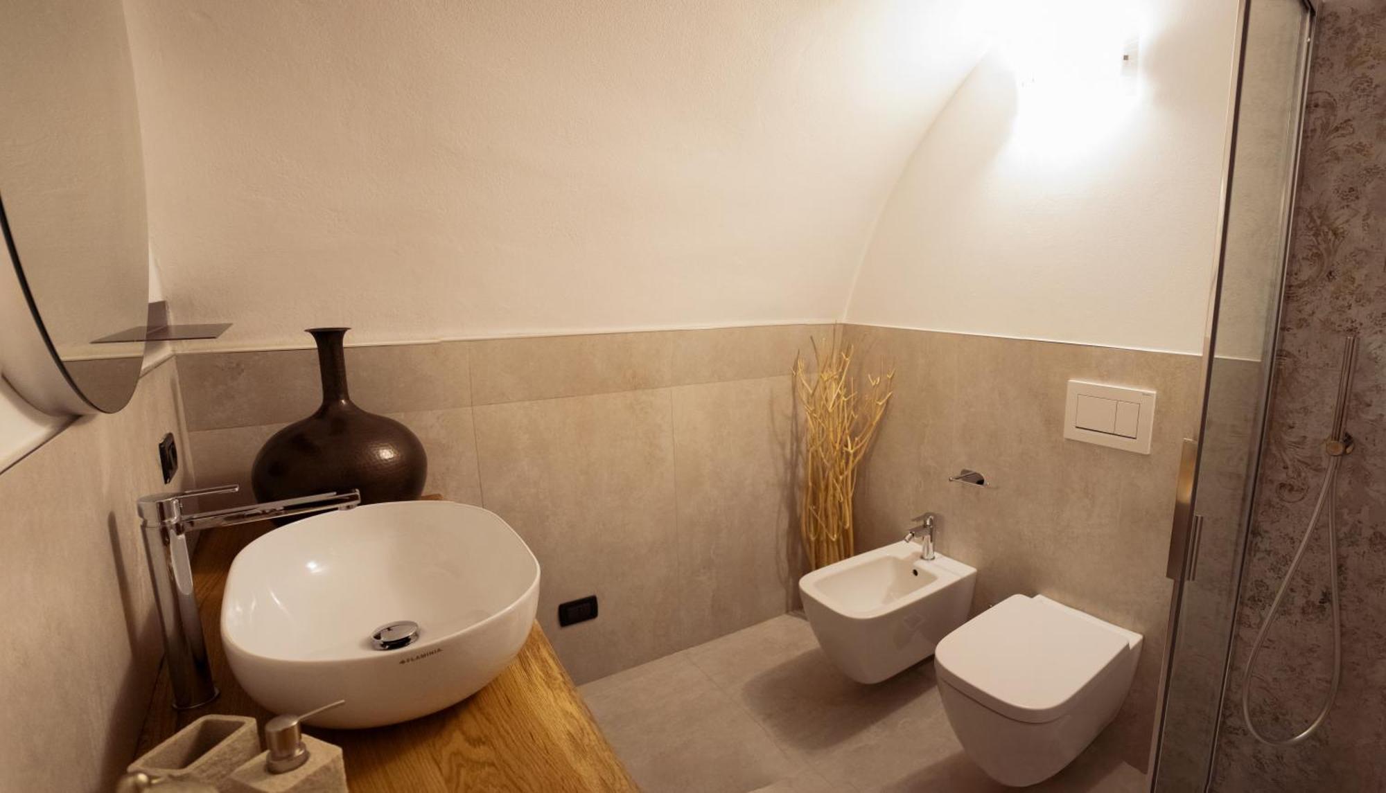 La Casa Sulla Roccia Pisogne Exterior foto
