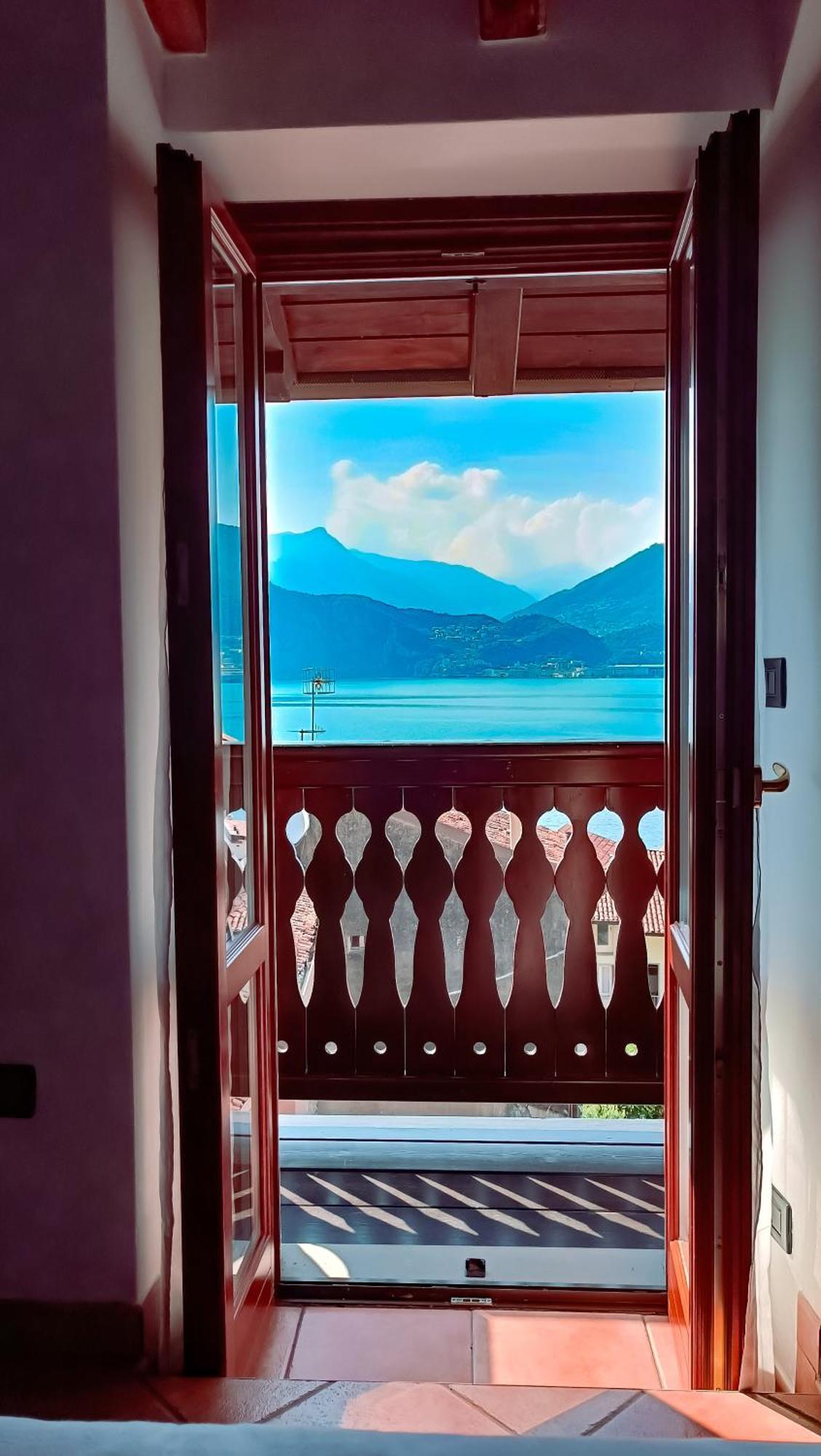 La Casa Sulla Roccia Pisogne Exterior foto